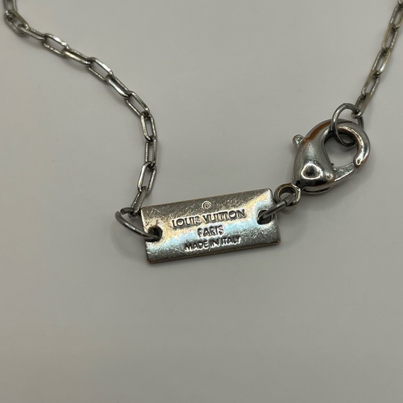 Authentic Louis Vuitton Adjustable Silvertone Necklace - Picture 8 of 11
